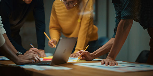 Equipe_meeting_500x250_1741859552.jpg