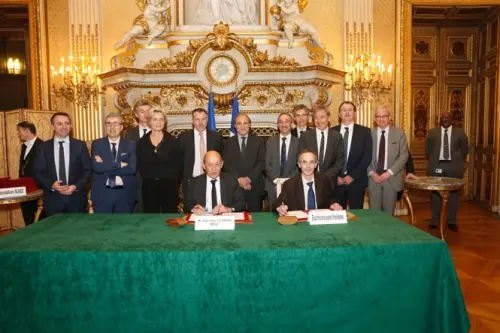 Signature convention de partenariat pour la gestion de situations d’urgence humanitaires