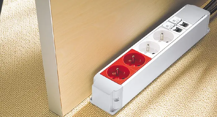 Power strip